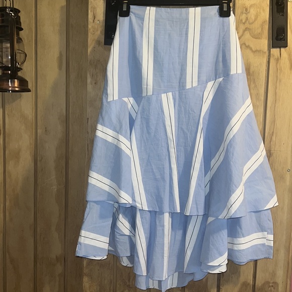 PO: Zara women’s skirt. - Picture 3 of 4